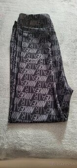 Damske leginy Nike