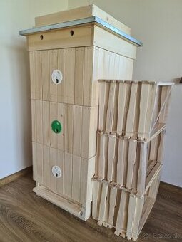 Predám nové včelie úle B10 a E10 s príslušenstvom