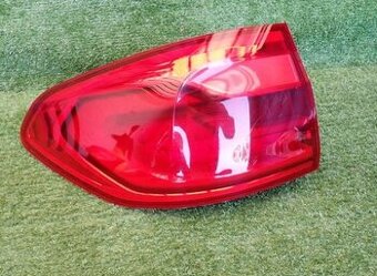 bmw 5 svetlo kombi led 2017+