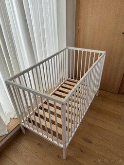 Detská postielka značky Quax + matrac Zöllner 120x60cm