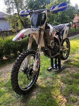 Yamaha YZF 450