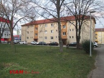 2 IZBOVÝ BYT TRENČÍN NA PREDAJ, SIHOŤ I