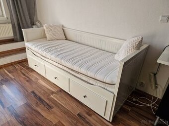 Rezervované - postel Ikea Hemnes