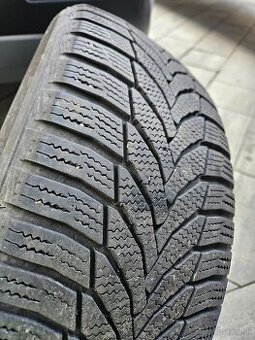 Nexen 215/55 r17