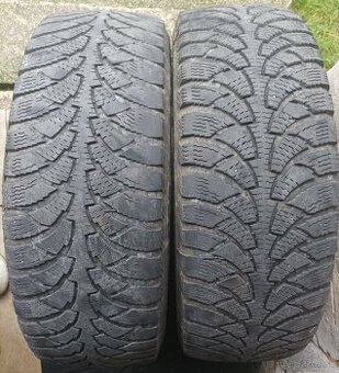 Predám 2ks zimné pneu 195/65 r15