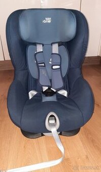 Autosedačka Britax Römer KING II 2022, tmavomodrá