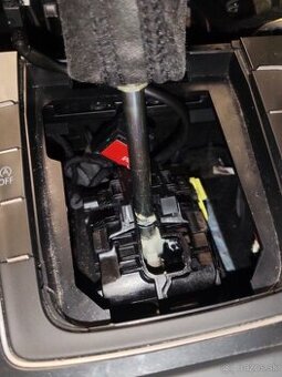 Mikrospínač páky radenia DSG prevodovky