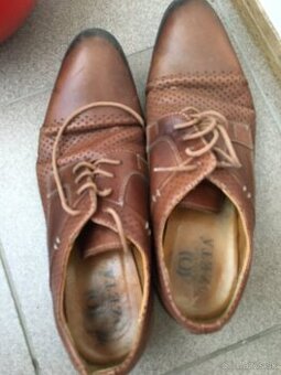 Predam lacno panske topanky- celokozene, velkost 42