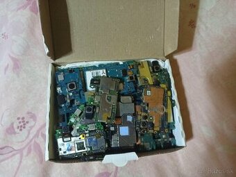 Predám základné dosky ná telefóny