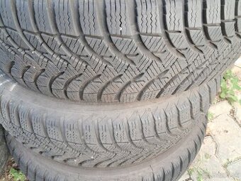 Predám pneumatiky.175/65 r15