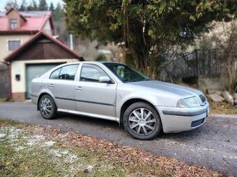 Škoda Octavia 1,6 benzín