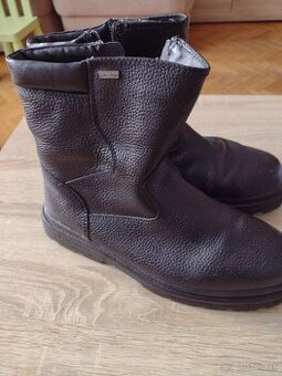 Predám dobrom stave pánske topánky čižmy