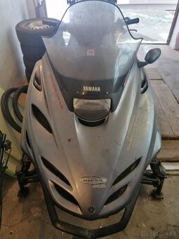 SNEŽNÝ SKÚTER YAMAHA VENTURY