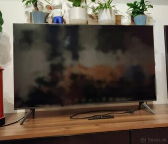 Televízor Samsung UE43AU7172 42