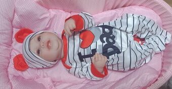 Realisticka bábika chlapec Max