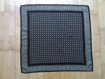 RETRO MENŠIE KAŠMÍROVVÉ ŠÁTKY