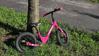 Predám odrážadlo TREK Kickster 12