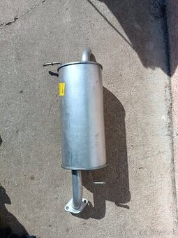 Predám komponenty na Hyundai getz viac v texte