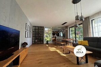 Exkluzívny 3‑izbový byt s terasou, 2 balkónmi, garážou a 2 p