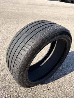 Michelin Pilot sport ev 255/40 R20