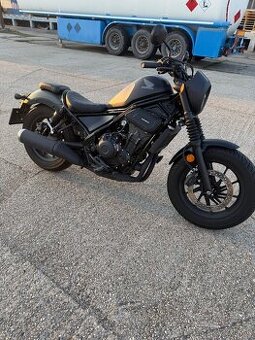 Honda cmx 500 rebel se