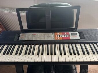 Predám elektrický klavír Yamaha PSR F50
