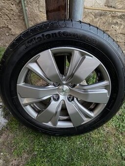 elektrony na Peugeot  2008+ letné pneu