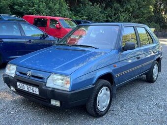 Škoda Favorit 135 GLX 1.3 42kW původ ČR 88tkm 1993 STK 4/28