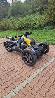 Can-am Ryker 900 sport
