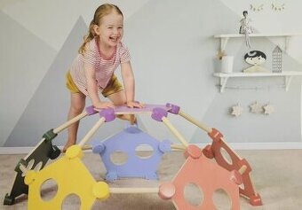 Montessori drevena preliezačka