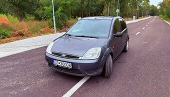 Ford Fiesta 1.25i 55 kW, 2006, 5D, A/C, ťažné, benzín