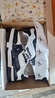 LV Arch Light Sneaker