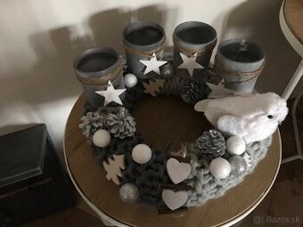 Adventný veniec novy