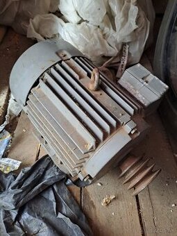 Predám elektromotor MEZ