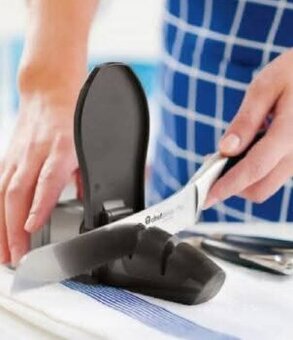 Bruska na nože tupperware