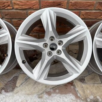 5x112 R19 Hlinikove disky Original Audi Q7