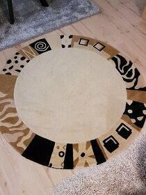 Okrúhly vlneny koberec so safari vzorom - 1