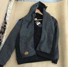 cierna mikina, vetrovka, rukavice, damsky leskly sveter - 1