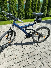 Pánsky modrý bicykel