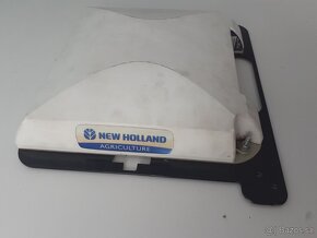 (2cm) navigacia New Holland
