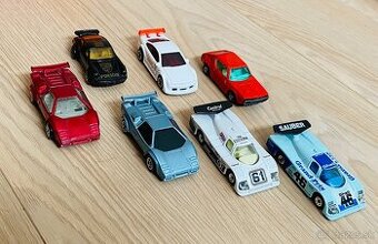 Staršie Matchbox autíčka