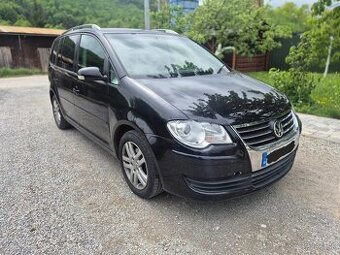 Predám náhradné diely na Volkswagen Touran facelift2007-2013