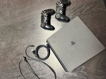 PS4 slim