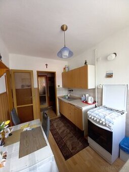 3 izbový byt s balkónom