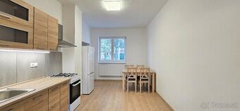 PNORF – priestranný 1i byt, 44 m2, 485,-€, Jarmočná ul.