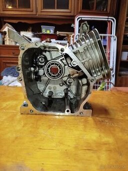 Blok motora hondy gx 200