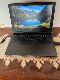 Herný notebook DELL Inspiron 15- i7 7700 HQ