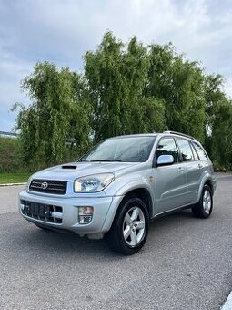 Toyota Rav4 D4-D 4x4 = 85kW, Bez korozie, Dovoz IT =