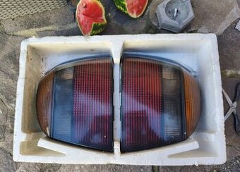 VW Golf MK3 GTI OEM Hella - zadný set svetiel