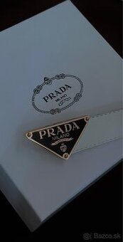 Prada opasok